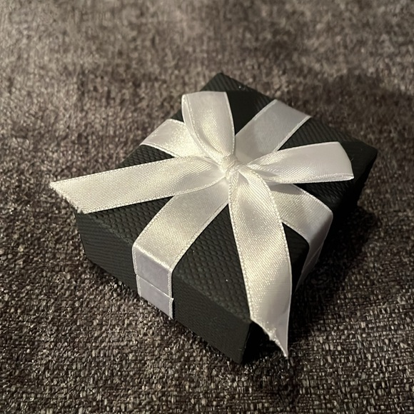 Clay glazed hand made necklace with name ANNA - Picture 7 of 8